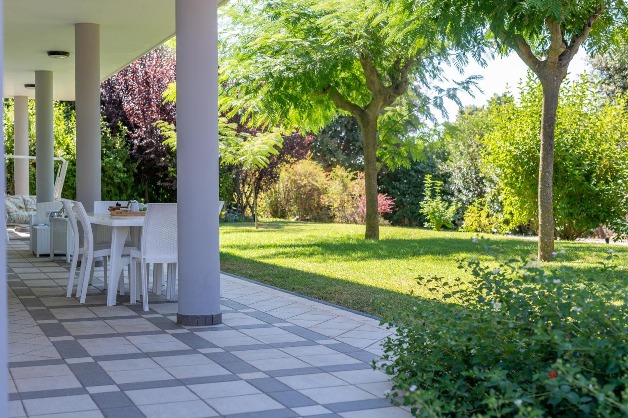 Villa Estia - Nel Cuore Della Valle D'Itria Cisternino Exterior photo